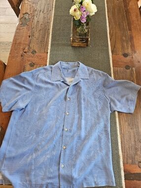 Tommy Bahama Blue and White Check Collar Shirt